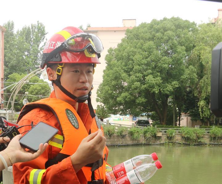 最新儿童广场电动车，科技与安全并重的儿童出行新选择